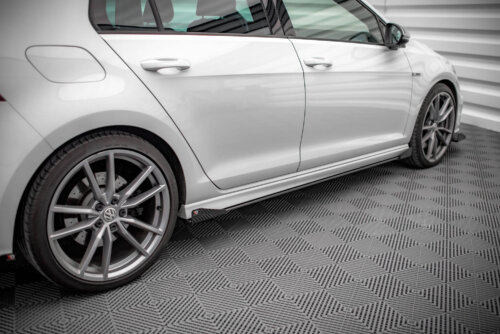Maxton Street Pro side skirt diffusers + Flaps for Volkswagen Golf R Mk7