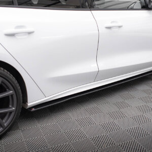 Maxton Street Pro bočni produžeci za Ford Focus ST / ST-Line Mk4