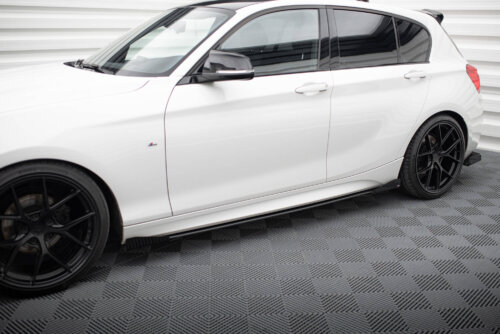 Maxton Street Pro bočni produžeci V.2 + Flaps za BMW 1 F20 M135i / M140i / M-Pack