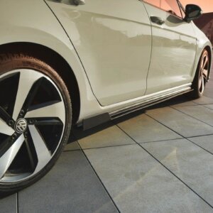 Maxton racing bočni produžeci za VW Golf VII GTI (Facelift)
