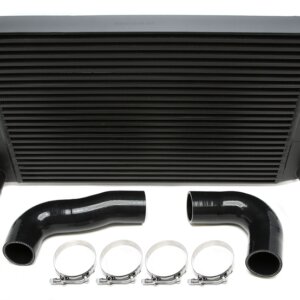 TC intercooler 640×410×65 mm s pomaknutim lamelama – za VAG 1.8/2.0 TFSI MQB (Golf VII GTI/R, S3 8V, Leon Cupra, Octavia RS, 2012–2019)