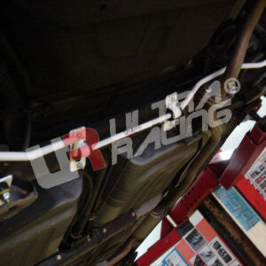 Ultra Racing rear anti-roll bar for Honda Jazz II GD