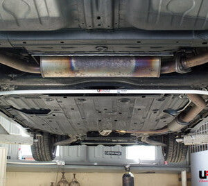 Ultra Racing rear anti-roll bar for Honda Civic Type R FN2