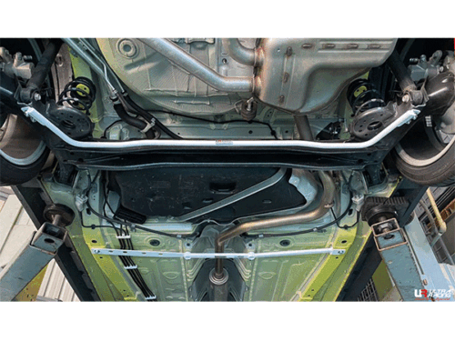 Ultra Racing rear anti-roll bar 18 mm for Suzuki Swift Sport ZC33S