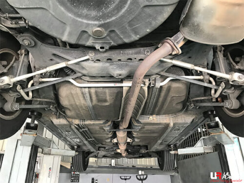 Ultra Racing rear anti-roll bar for Toyota Camry XV30 2.4