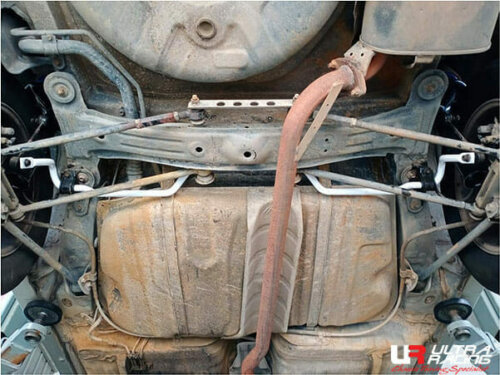 Ultra Racing rear anti-roll bar for Toyota Camry XV20 2.2 2WD
