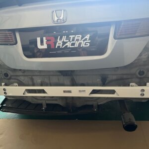 Ultra Racing stražnje ojačanje šasije za Honda Civic IX (FB)