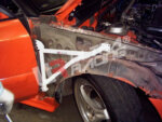 Ultra Racing ojačanje blatnika za Ford Laser TX3/Mazda 323 BG