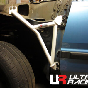 Ultra Racing ojačanje blatnika za Toyota Starlet P70