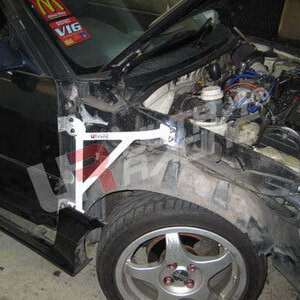 Ultra Racing ojačanje blatobrana za Daihatsu Charade G200