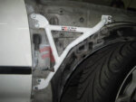 Ultra Racing ojačanje blatnika za Honda Civic V EG i CR-X del Sol III EH/EG