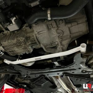 Ultra Racing prednje donje ojačanje šasije za Ford Fiesta ST VI (JA8)
