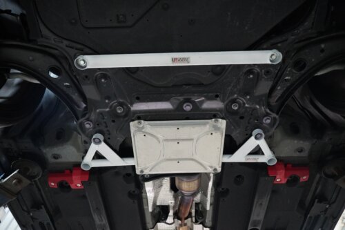 Ultra Racing prednje donje ojačanje šasije za Toyota GR Yaris XP210