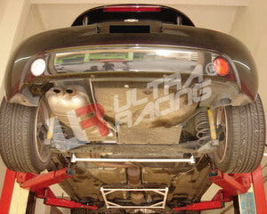 Ultra Racing prednje donje ojačanje šasije za Volkswagen New Beetle I (9C)