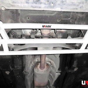 Ultra Racing prednje donje ojačanje šasije za Ford Mondeo IV