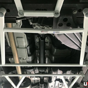 Ultra Racing 4-točkasto srednje donje ojačanje šasije za Ford Ranger IV TKE