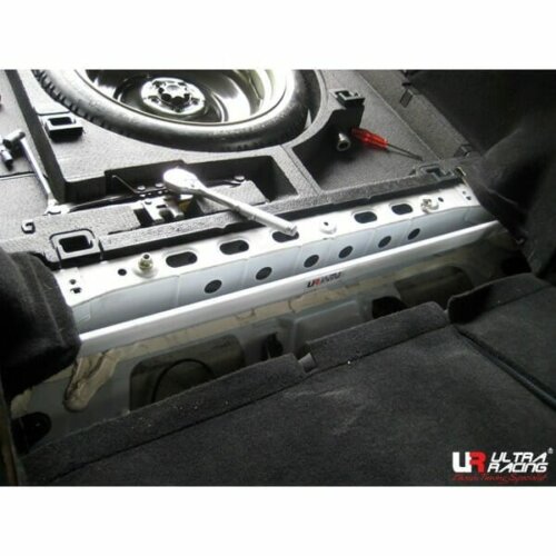 Ultra Racing stražnja gornja strutbar za Toyota Caldina T240 2002–2007
