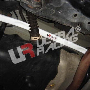 Ultra Racing stražnje donje ojačanje šasije za Honda Odyssey III (RB1)