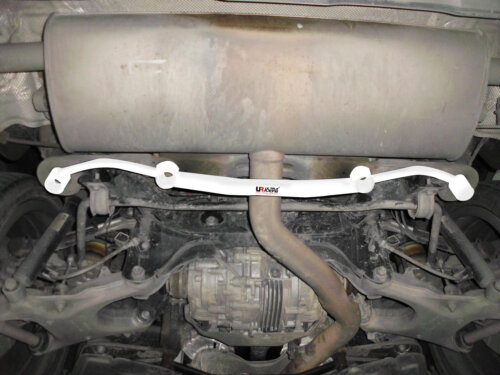 Ultra Racing rear lower chassis brace for BMW X6 E71