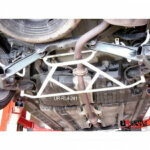 Ultra Racing rear lower chassis brace for Toyota Wish E10/E20