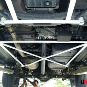 Ultra Racing stražnje donje ojačanje šasije za Isuzu D-Max II (RT50/RT) 2.5D/3.0D 4WD
