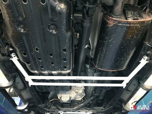 Ultra Racing 4-point rear lower chassis brace for Toyota FJ Cruiser XJ10/GSJ10
