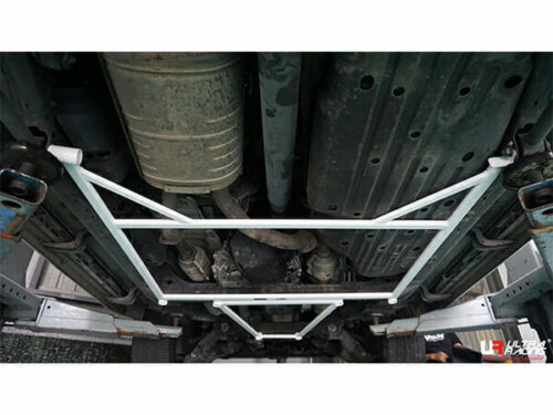 Ultra Racing rear lower chassis brace for Toyota Land Cruiser J200/Lexus LX J200