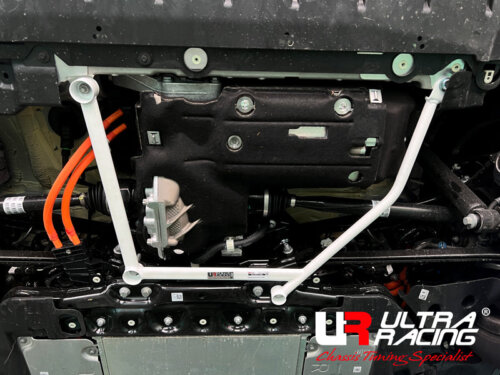 Ultra Racing rear lower chassis brace for BMW iX1 U11/iX2 U10