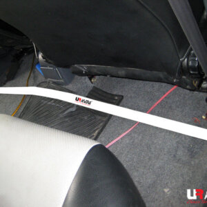 Ultra Racing unutarnje ojačanje karoserije za Toyota RAV4 I (XA10)