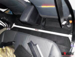 Ultra Racing interior body brace for Lexus CT I (ZWA10)/Toyota Prius III