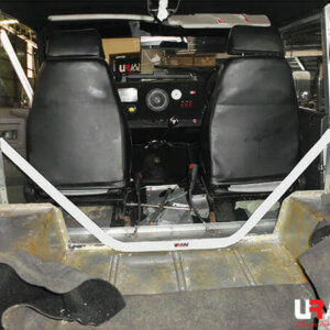 Ultra Racing unutarnje ojačanje za Land Rover Defender 110
