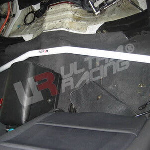 Ultra Racing unutarnje ojačanje karoserije za Nissan Skyline R34