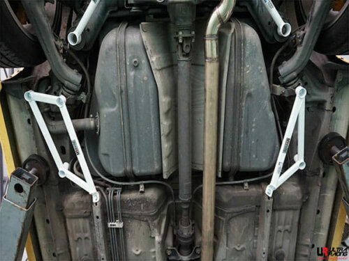 Ultra Racing rear lower chassis brace for Toyota Caldina T240 (2002–2007)