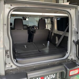 Ultra Racing stražnja gornja strut brace za Suzuki Jimny IV (JB74W)