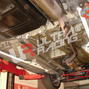 Ultra Racing ojačanje šasije za Acura RSX/Honda Integra DC5