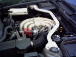 Ultra Racing front upper strut brace for BMW 5 E34