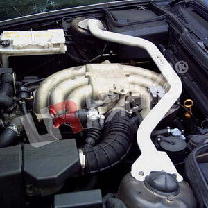 Ultra Racing prednja gornja opornica amortizera za BMW 5 E34