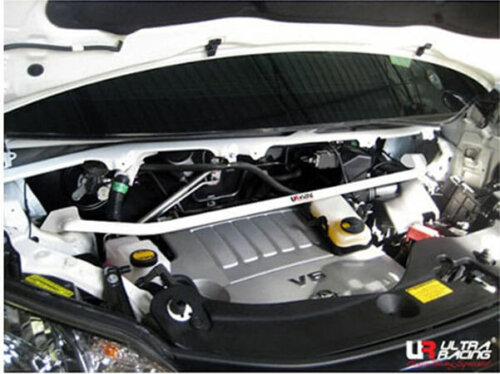 Ultra Racing prednja gornja opornica za Toyota Alphard/Vellfire AH20