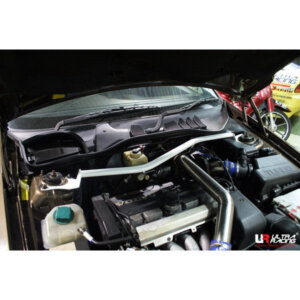 Ultra Racing prednja gornja ukruta amortizera za Volvo 850/V70