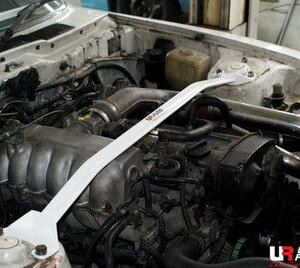 Ultra Racing prednja gornja opornica amortizera za Nissan 280ZX I (S130)
