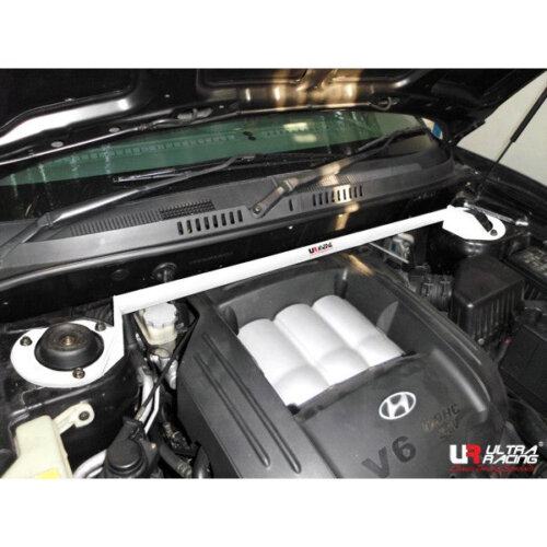 Ultra Racing front upper strut brace for Hyundai Santa Fe I SM