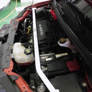Ultra Racing prednja gornja strutbar spona za Chevrolet Aveo II T300