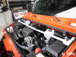 Ultra Racing prednja gornja ukruta amortizera za Hummer H2 I (GMT820) 6.0 2WD