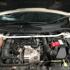 Ultra Racing prednja gornja opornica amortizera za Ford Fiesta VI JA8