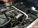 Ultra Racing front strut brace for Mercedes-Benz E-Class W210