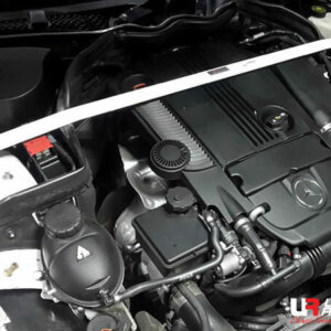Ultra Racing prednja gornja ukruta amortizera za Mercedes-Benz E-Class C207