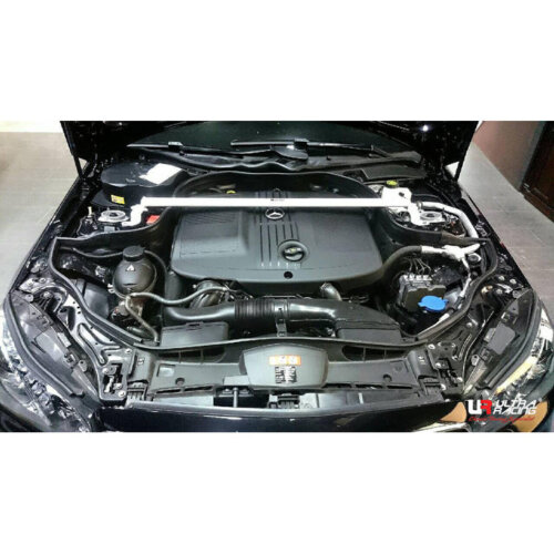 Ultra Racing front upper strut brace for Mercedes-Benz E-Class W212/CLS W218