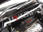 Ultra Racing prednja strut brace za Toyota RAV4 III (XA30)