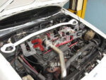 Ultra Racing prednja gornja strut brace za Mazda 323 BF/Ford Laser KF (bez rasplinjača)