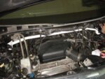Ultra Racing front upper strut brace for Toyota Alphard I (AH10)